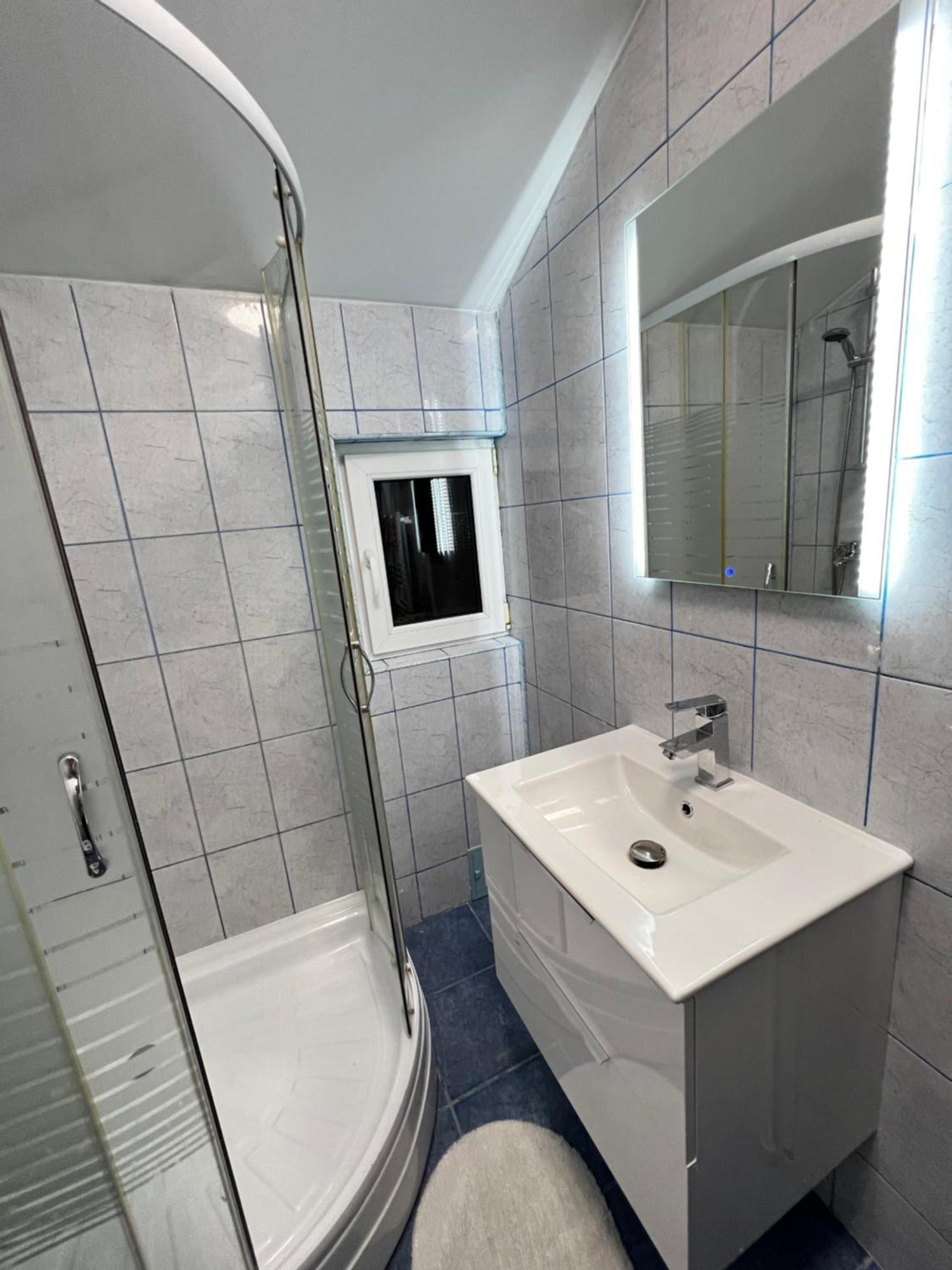 Ndl City Center Apartment Cluj-Napoca Exterior photo